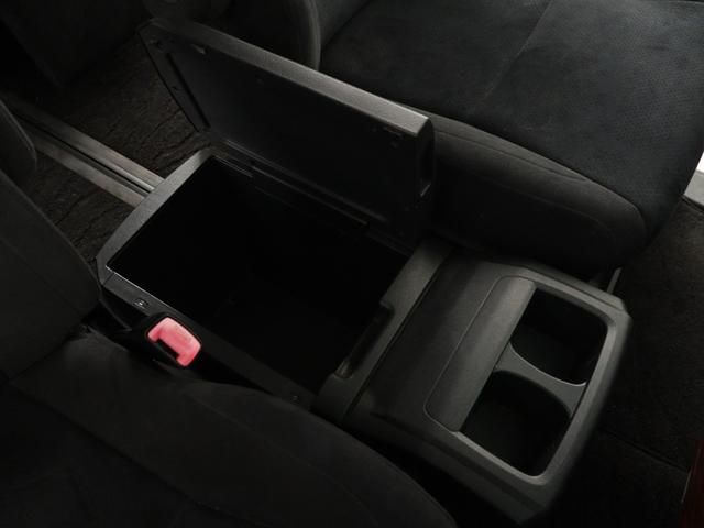 ヴェルファイア ２．４Ｚ　プラチナセレクションＩＩ　（サンルーフ）（ＡＬＰＩＮＥ製８インチナビ）（後席モニター）（社外エアロカスタム）（車高調＆２０インチアルミカスタム）（特別仕様車）パワーバックドア　両側電動スライドドア　ＥＴＣ　フルセグＴＶ　ＥＴＣ（24枚目）