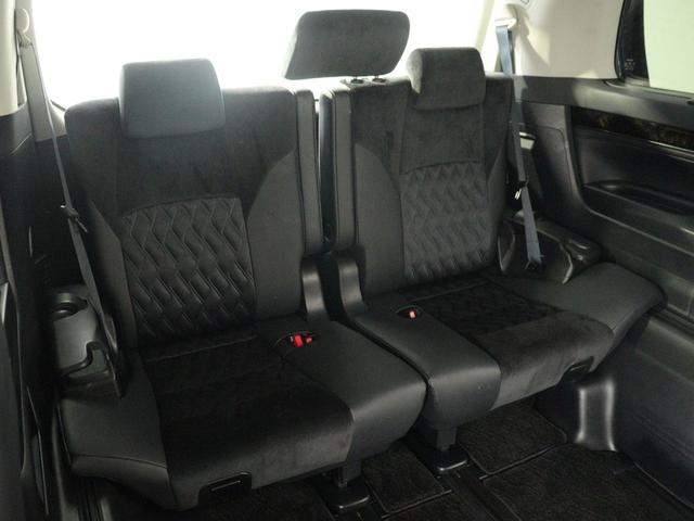 ヴェルファイアハイブリッド ＺＲ　（禁煙車）（純正９インチナビ）（ハーフレザーシート）（後席モニター）（Ｂｌｕｅｔｏｏｔｈ接続）（プリクラッシュ）（レーダークルーズ）両側電動スライドドア　シートメモリー　クリアランスソナー　オットマン（16枚目）