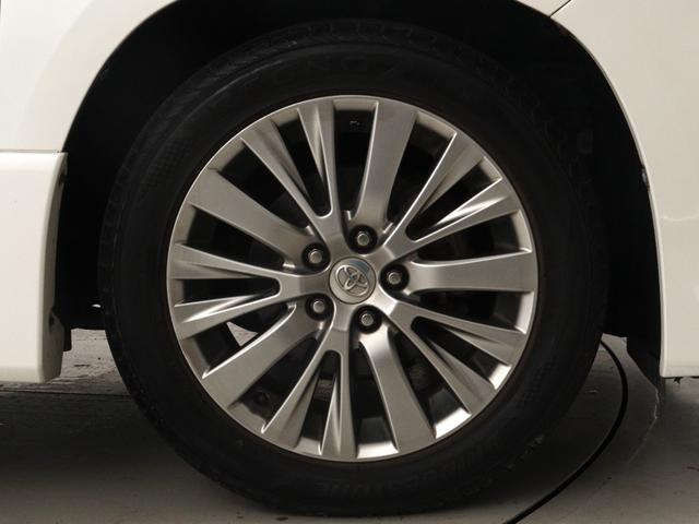 アルファード ２４０Ｓ　タイプゴールド　（禁煙）（８インチナビ）（大画面後席モニタ）（特別仕様車）（ハーフレザーシート）クルコン　パワーバックドア　両側電動スライドドア　フルセグ　ＥＴＣ　Ｂｌｕｅｔｏｏｔｈ　バックカメラ　クリアランスソナー（12枚目）