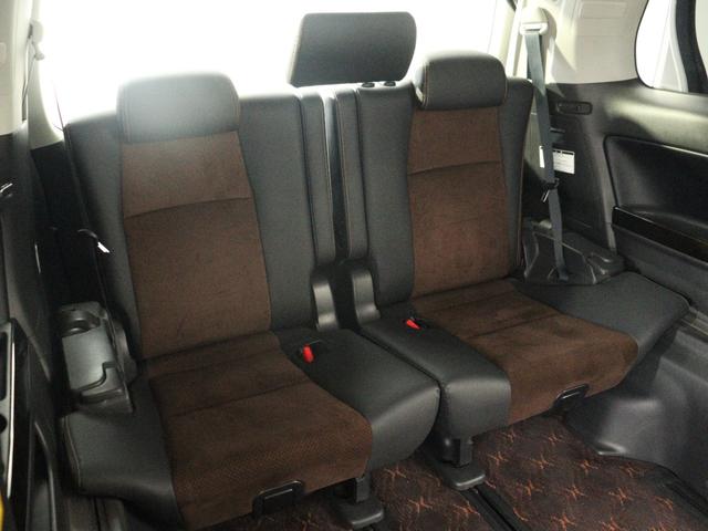 アルファード ２４０Ｓ　タイプゴールド　（禁煙）（８インチナビ）（大画面後席モニタ）（特別仕様車）（ハーフレザーシート）クルコン　パワーバックドア　両側電動スライドドア　フルセグ　ＥＴＣ　Ｂｌｕｅｔｏｏｔｈ　バックカメラ　クリアランスソナー（17枚目）