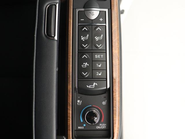 ヴェルファイア ３．５エグゼクティブラウンジ　（禁煙）（ワンオーナー）（ＪＢＬサウンド）（全周囲カメラ）（黒革電動エアシート）（リアエンターシステム）衝突軽減　レーダークルーズ　パワーバックドア　両側電動スライド　シートメモリー　フルセグ　ＥＴＣ（20枚目）