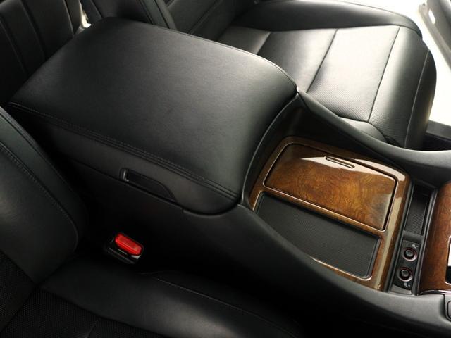 ヴェルファイア ３．５エグゼクティブラウンジ　（禁煙）（ワンオーナー）（ＪＢＬサウンド）（全周囲カメラ）（黒革電動エアシート）（リアエンターシステム）衝突軽減　レーダークルーズ　パワーバックドア　両側電動スライド　シートメモリー　フルセグ　ＥＴＣ（26枚目）