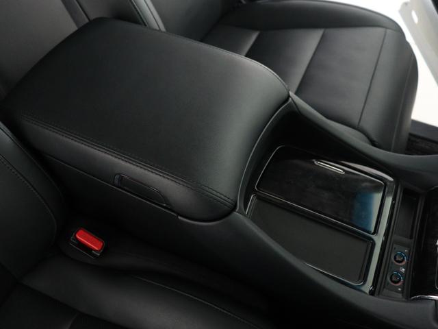 アルファード ２．５Ｓ　Ｃパッケージ　（禁煙車）（黒革電動シート）（サンルーフ）（ディスプレイオーディオ）（後席モニター）（プリクラッシュ／レーダークルーズ／ＬＴＡ）シートヒーター＆ベンチレーション　両側電動スライド　クリアランスソナー（22枚目）
