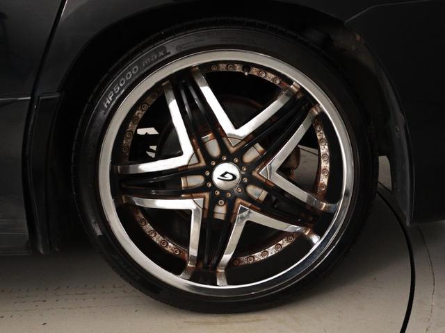 ヴェルファイア ２．４Ｚ　プラチナセレクションＩＩ　（禁煙）（ＡＬＰＩＮＥ製８インチナビ）（後席モニター）（特別仕様車）（パワーバックドア）（グリルカスタム）シートカバー装着　両側電動スライド　バックカメラ　クリアランスソナー　ローダウン　社外１９ＡＷ（4枚目）