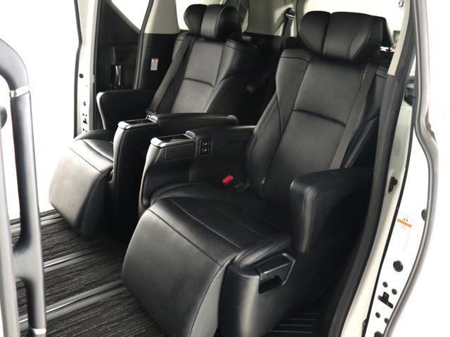 ヴェルファイア ２．５Ｚ　Ｇエディション　（禁煙車）（モデリスタエアロカスタム）（黒革電動シート）（１０インチナビ）（後席モニター）シートメモリー　ベンチレーション　パワーバックドア　両側電動スライド　ＥＴＣ　フルセグ　バックカメラ　衝突軽減（4枚目）