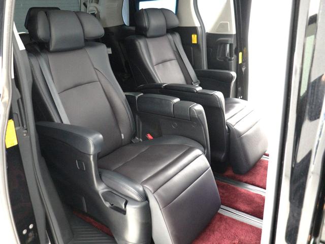 ヴェルファイアハイブリッド ZR プレミアムシートエディション (プレミアムサウンド)(サンルーフ)(黒本革電動エアシート)(TRDエアロカスタム)(ローダウン19インチカスタム)シートメモリ&ヒーター パワーバックドア 両側電動ドア ETC クルコン 後席モニタ(2枚目)