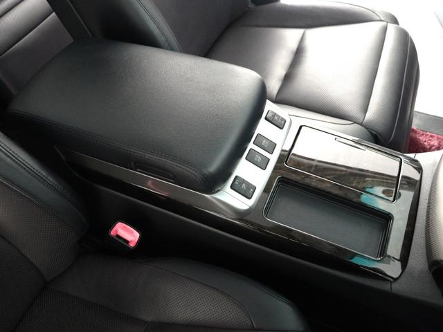 ヴェルファイアハイブリッド ZR プレミアムシートエディション (プレミアムサウンド)(サンルーフ)(黒本革電動エアシート)(TRDエアロカスタム)(ローダウン19インチカスタム)シートメモリ&ヒーター パワーバックドア 両側電動ドア ETC クルコン 後席モニタ(31枚目)