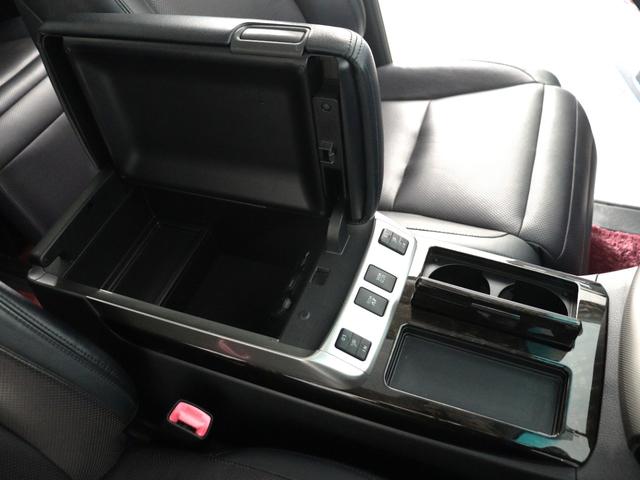 ヴェルファイアハイブリッド ZR プレミアムシートエディション (プレミアムサウンド)(サンルーフ)(黒本革電動エアシート)(TRDエアロカスタム)(ローダウン19インチカスタム)シートメモリ&ヒーター パワーバックドア 両側電動ドア ETC クルコン 後席モニタ(32枚目)