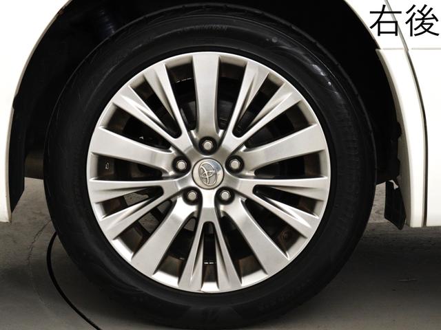 ヴェルファイア ２．４Ｚ　ゴールデンアイズＩＩ　（禁煙車）（特別仕様車）（純正８インチナビ）（後席モニター）（Ｂｌｕｅｔｏｏｔｈ接続）（ハーフレザーシート）クルコン　パワーバックドア　両側電動スライド　クリアランスソナー　オットマン　フルフラット（13枚目）