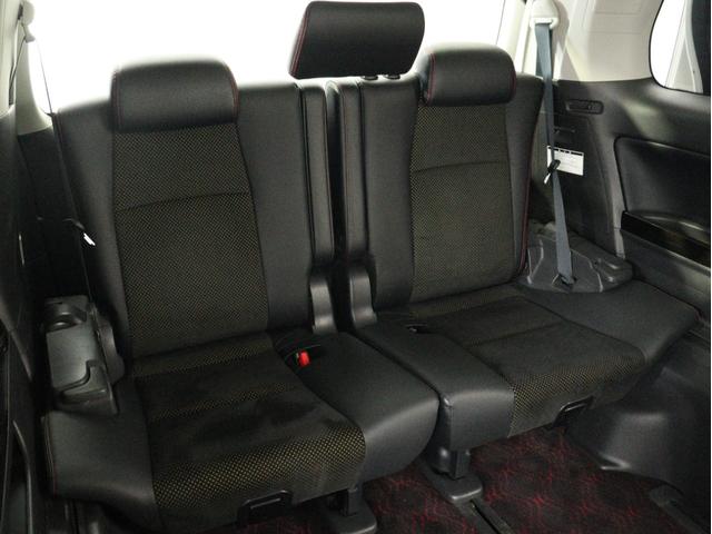 ヴェルファイア ２．４Ｚ　ゴールデンアイズＩＩ　（禁煙車）（特別仕様車）（純正８インチナビ）（後席モニター）（Ｂｌｕｅｔｏｏｔｈ接続）（ハーフレザーシート）クルコン　パワーバックドア　両側電動スライド　クリアランスソナー　オットマン　フルフラット（20枚目）