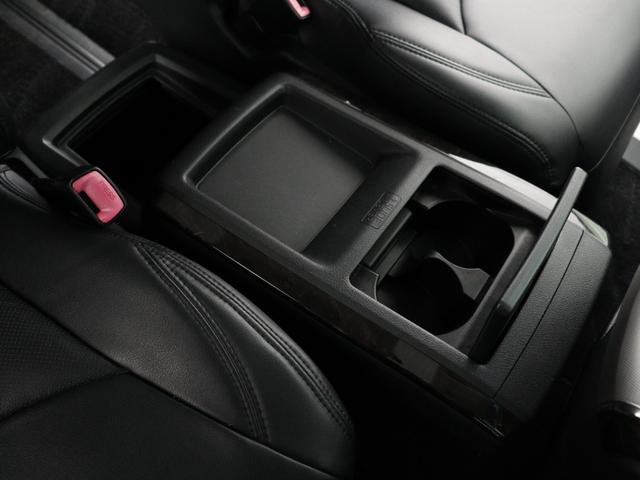 ヴェルファイア ３．５Ｚ　Ｇエディション　（サンルーフ）（プレミアムサウンド）（リアエンターシステム）（革調シートカバー）（純正８インチナビ）クルコン　シートメモリー　両側電動スライド　Ｂｌｕｅｔｏｏｔｈ接続　バックカメラ　クリアランスソナー（27枚目）