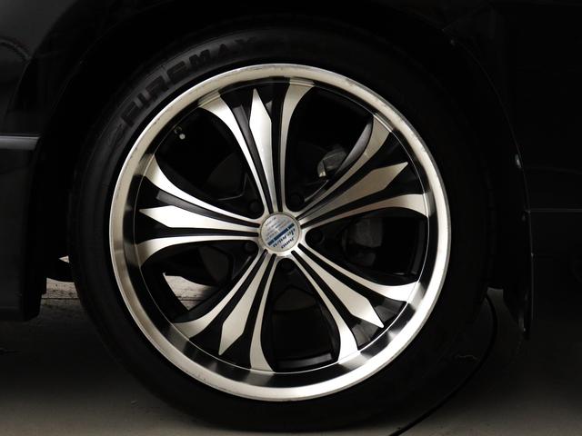 ヴェルファイアハイブリッド ZR プレミアムシートエディション (禁煙車)(サンルーフ)(プレミアムサウンド)(純正8インチナビ)(20インチアルミ&車高調)(黒革電動シート)全周囲カメラ パワーバックドア リアエンターシステム シートヒーター ETC(12枚目)