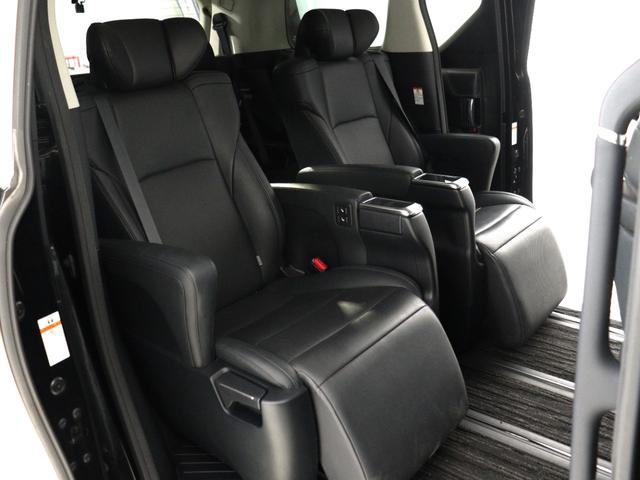 ヴェルファイア 2.5Z Gエディション (モデリスタフルエアロ)(黒革電動シート)(3眼ヘッドライト)(9インチナビ)(後席モニター)プリクラッシュ レーダークルーズ LTA フルセグ 両側電動スライド バックカメラ ベンチレーションシート(19枚目)