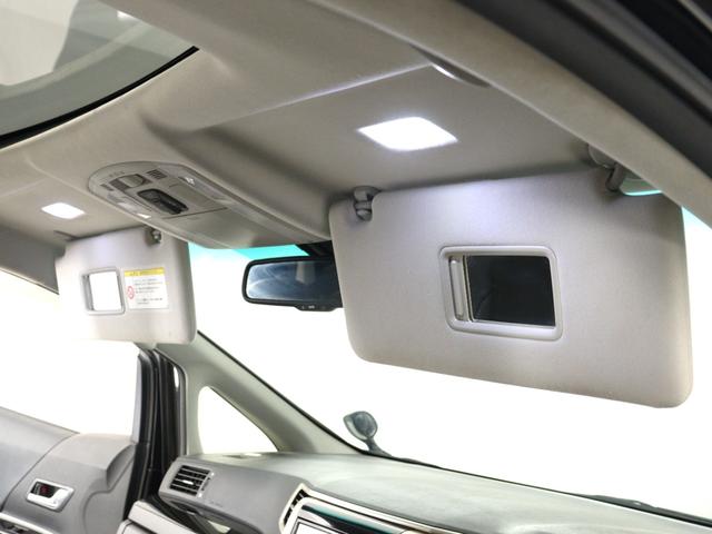 ヴェルファイア 2.4Z ゴールデンアイズII (禁煙車)(サンルーフ)(ALPINE9インチナビ)(後席モニター)(保温冷庫/システムコンソール)(特別仕様車)クルコン パワーバックドア 両側電動スライド フルセグ 社外19インチ グリルカスタム(23枚目)