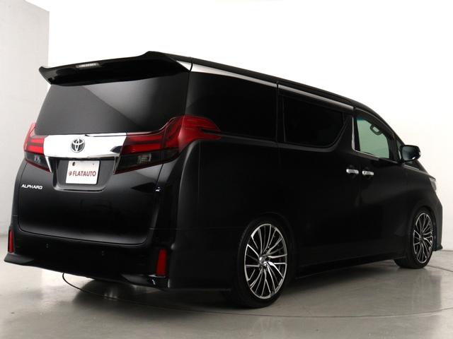 アルファード ２．５Ｓ　Ｃパッケージ　（禁煙車）（ＡＬＰＩＮＥ１１インチナビ）（後席モニター）（革調シートカバー）（ローダウン）（ＲＡＹＳ２０インチカスタム）電動シート　シートメモリー　ＥＴＣ　フルセグ　パワーバックドア　両側電動スライド（11枚目）