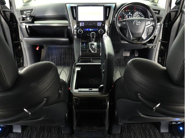 アルファード ２．５Ｓ　Ｃパッケージ　（禁煙車）（ＡＬＰＩＮＥ１１インチナビ）（後席モニター）（革調シートカバー）（ローダウン）（ＲＡＹＳ２０インチカスタム）電動シート　シートメモリー　ＥＴＣ　フルセグ　パワーバックドア　両側電動スライド（25枚目）