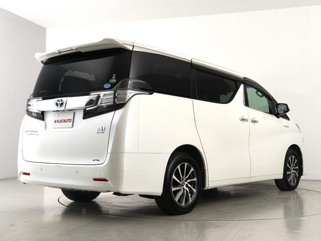 ヴェルファイアハイブリッド エグゼクティブラウンジ (禁煙車)(ワンオーナー)(サンルーフ)(黒革電動シート)(JBLサウンド)(全周囲カメラ)(リアエンターシステム)シートメモリー&ヒーター 両側電動スライド プリクラッシュ レーダークルーズ ETC(12枚目)