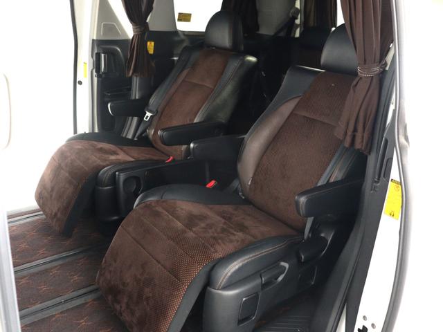 アルファード ２４０Ｓ　タイプゴールドＩＩ　（禁煙車）（プレミアムサウンド）（リアエンターシステム）（全周囲カメラ）（特別仕様車）ハーフレザー　両側電動スライドドア　パワーバックドア　クルコン　ＥＴＣ　フルセグ　Ｂｌｕｅｔｏｏｔｈ　バックカメラ（4枚目）