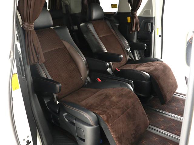 アルファード ２４０Ｓ　タイプゴールドＩＩ　（禁煙車）（プレミアムサウンド）（リアエンターシステム）（全周囲カメラ）（特別仕様車）ハーフレザー　両側電動スライドドア　パワーバックドア　クルコン　ＥＴＣ　フルセグ　Ｂｌｕｅｔｏｏｔｈ　バックカメラ（18枚目）
