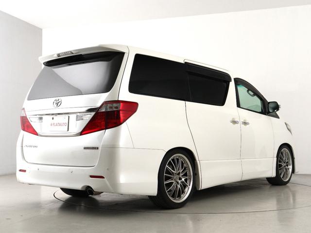 アルファード ２４０Ｓ　タイプゴールドＩＩ　（禁煙車）（ＡＬＰＩＮＥ１０インチナビ）（後席モニター）（保温冷庫／システムコンソール）（特別仕様車）（車高調）ハーフレザー　クルコン　パワーバックドア　両側電動スライドドア　フルセグ　バックカメラ（11枚目）