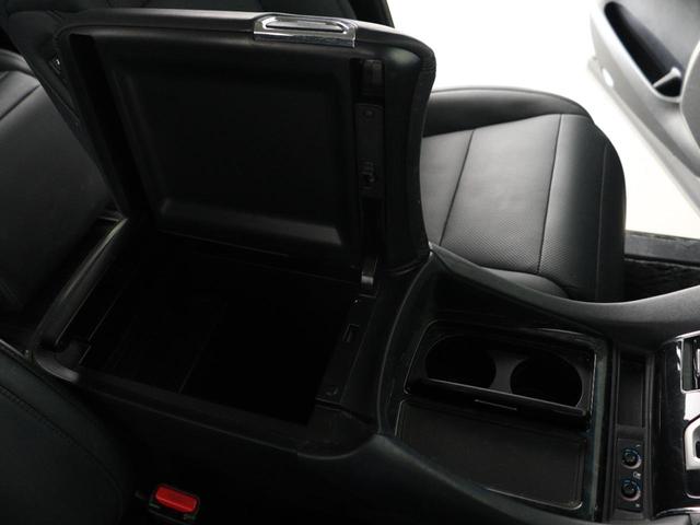 アルファード ２．５Ｓ　Ｃパッケージ　（禁煙車）（黒革電動シート）（９インチナビ）（後席モニター）（シートヒーター＆ベンチレーション）（プリクラッシュ／レーダークルーズ／ＬＴＡ）両側電動スライドドア　パワーバックドア　クルコン　ＥＴＣ（23枚目）