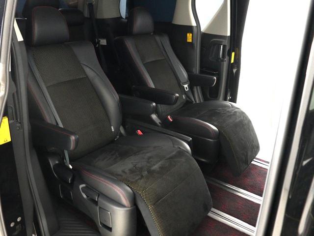 ヴェルファイア ２．４Ｚ　ゴールデンアイズＩＩ　（禁煙車）（ＡＬＰＩＮＥ製９インチナビ）（後席モニター）（特別仕様車）（ハーフレザーシート）クルコン　パワーバックドア　両側電動スライドドア　ＥＴＣ　バックカメラ　フルセグＴＶ　Ｂｌｕｅｔｏｏｔｈ接続（16枚目）