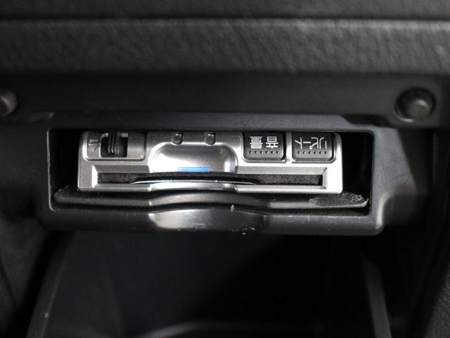 ヴェルファイア ２．４Ｚ　ゴールデンアイズＩＩ　（禁煙車）（ＡＬＰＩＮＥ製９インチナビ）（後席モニター）（特別仕様車）（ハーフレザーシート）クルコン　パワーバックドア　両側電動スライドドア　ＥＴＣ　バックカメラ　フルセグＴＶ　Ｂｌｕｅｔｏｏｔｈ接続（32枚目）