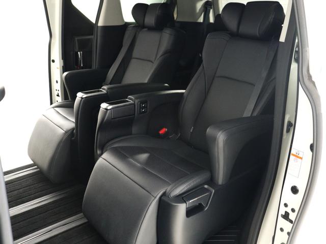 アルファード 2.5S Cパッケージ (禁煙車)(純正10インチナビ)(後席モニター)Bluetooth接続 フルセグ バックカメラ黒革電動シート シートヒーター&ベンチレーション プリクラッシュ レーダークルーズ LTA(18枚目)