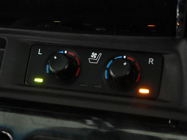 アルファード ２．５Ｓ　Ｃパッケージ　（禁煙車）（サンルーフ）（ＡＬＰＩＮＥ製１１インチナビ）（後席モニター）（黒革電動シート）（３眼ヘッドライト）プリクラッシュ　ＬＴＡ　レーダークルーズ　フルセグ　両側電動スライド　バックカメラ　ＥＴＣ（22枚目）