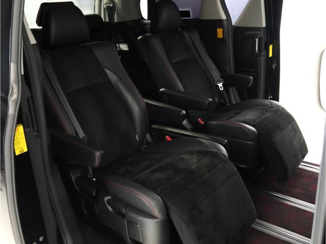 ヴェルファイア 2.4Z ゴールデンアイズ (禁煙車)(9インチナビ)(後席モニタ)(ハーフレザーシート)(特別仕様車)クルコン パワーバックドア 両側電動スライドドア ETC フルセグTV Bluetooth バックカメラ コンビハンドル(19枚目)