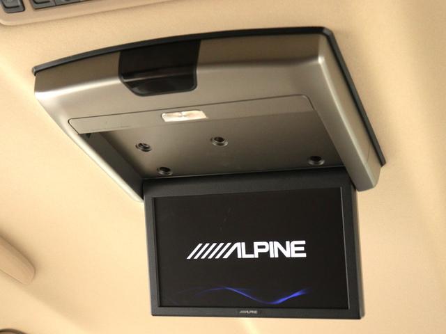 【後席モニター！】フリップダウンモニター完備！お子さまも映像を見ながら、快適に楽しくお過ごしいただけます♪ミニバンでは欠かせない大人気装備です！！