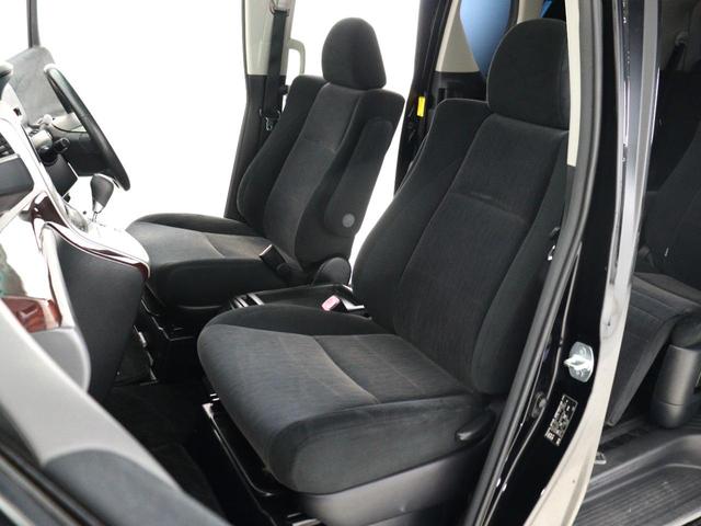 ヴェルファイア ２．４Ｚ　（後期モデル）（純正８インチナビ）　（後席モニター）　両側電動スライドドア　フルセグＴＶ　Ｂｌｕｅｔｏｏｔｈ音楽再生　バックカメラ　クリアランスソナー　７人乗り　オットマン　ＥＴＣ（19枚目）