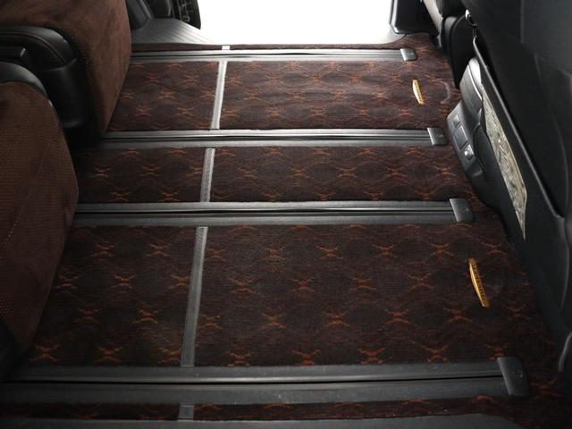 アルファード ２４０Ｓ　タイプゴールドＩＩ　（走行距離４万ｋｍ台）　（ハーフレザーシート）特別仕様車　ワンオーナー　サイバーナビ　後席モニター　Ｂｌｕｅｔｏｏｔｈ接続　禁煙車　パワーバックドア　クルコン　両側電動ドア（17枚目）