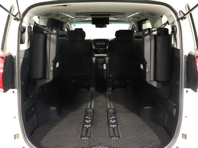 アルファード ２．５Ｓ　Ｃパッケージ　（禁煙車）（サンルーフ）（３眼ヘッドライト）（黒革電動シート）（ディスプレイオーディオ）（後席モニター）プリクラッシュ　レーダークルーズ　ＬＴＡ　フルセグ　両側電動スライドドア　ベンチレーションシート（10枚目）
