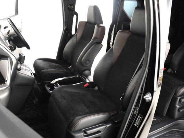アルファード ２．５Ｓ　Ａパッケージ　タイプブラック　（サンルーフ）（禁煙車）（ハーフレザーシート）（８インチナビ）（クルコン）（後席モニター）パワーバックドア　両側電動スライド　Ｂｌｕｅｔｏｏｔｈ接続　クリアランスソナー　オットマン　フルフラット（17枚目）