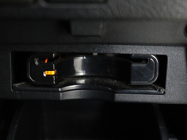 ヴェルファイア ２．５Ｚ　Ｇエディション　（禁煙車）（サンルーフ）（黒革電動シート）（ＡＬＰＩＮＥ製１０インチナビ）（後席モニター）シートメモリー＆ヒーター　クルコン　ＥＴＣ　両側電動スライドドア　パワーバックドア　フルセグＴＶ　バックカメラ（36枚目）