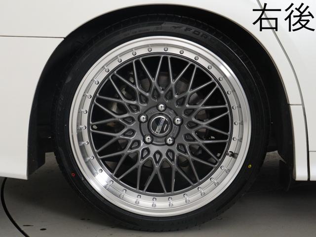 ヴェルファイア ２．５Ｚ　（禁煙車）（新品２０インチアルミタイヤ）（ローダウンカスタム）（８人乗）（９インチナビ）（後席モニター）両側電動スライドドア　フロント＆バックカメラ　フルセグ　Ｂｌｕｅｔｏｏｔｈ　ＥＴＣ　フルフラット（13枚目）