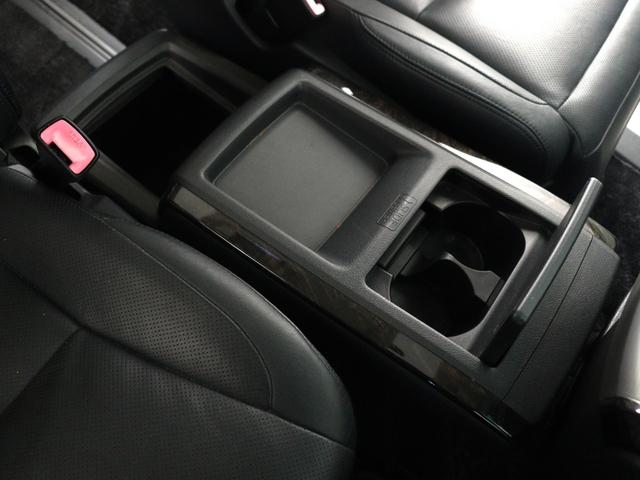 アルファード ２４０Ｓ　Ｃパッケージ　（禁煙車）（サンルーフ）（黒革電動シート）（ＡＬＰＩＮＥ９インチナビ）（後席モニター）（新品タイヤ）（ローダウンＲＡＹＳ２０インチカスタム）シートメモリー＆ヒーター　両側電動　パワーバックドア　ＥＴＣ（23枚目）