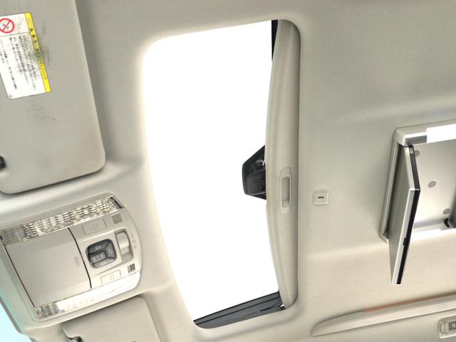 アルファード ２４０Ｓ　Ｃパッケージ　（禁煙車）（サンルーフ）（黒革電動シート）（ＡＬＰＩＮＥ９インチナビ）（後席モニター）（新品タイヤ）（ローダウンＲＡＹＳ２０インチカスタム）シートメモリー＆ヒーター　両側電動　パワーバックドア　ＥＴＣ（28枚目）