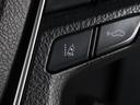 【LTA/レーントレーシングアシスト】高速クルージングをサポートする機能!車線や先行車・周辺車を前方カメラやレーダーで認識し、軌跡を追うように車線維持に必要なハンドルの操作をサポートするシステムです。