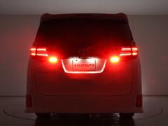 �ڴ����ϻ��͡���ʤɤΰ�ŷ������������Хå��ե����դ��Ǥ������볦���ɤ���Ǥ⡢�¿����Ʊ�ž����������ΰ�ĤǤ����� 2