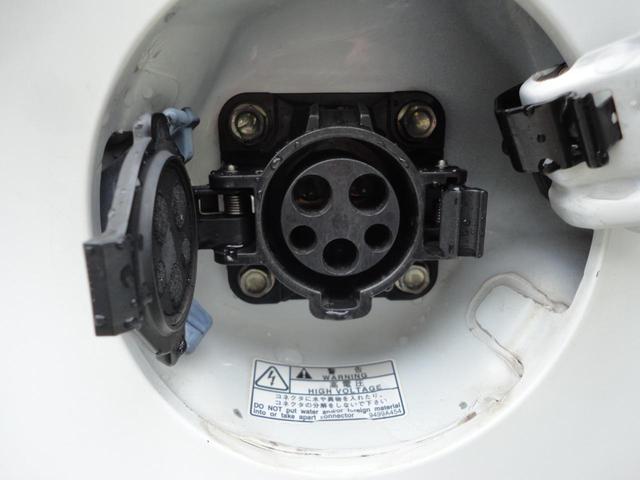 アイミーブ Ｇ　春日部ナンバー乗出価格／全車整備付／全車クリーニング済／満充電１１１ｋｍ禁煙車メモリーナビＤＶＤ／ＳＤ／ＢｌｕｅＴ／ＵＳＢ地デジ音楽録音Ｂカメラ急速充電対応ＥＴＣ前後ドラレコ前席暖ＡｕｔｏＬＥＤ（30枚目）