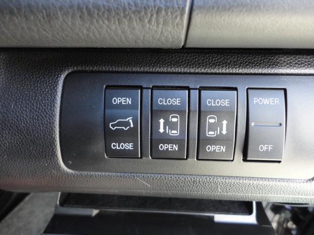 ＭＰＶ ２３Ｓ　Ｌパッケージ　禁煙車ＨＤＤナビＤＶＤ／ＢｌｕｅＴ／ＳＤ／ＵＳＢ後席モニター地デジ音楽録音ＢカメラＥＴＣ本革電動暖席ＡｕｔｏＨＩＤ両側電動＆電動ＲゲートＡＣ１００ＶスマキーＭＴモード純正１６ＡＷ（9枚目）