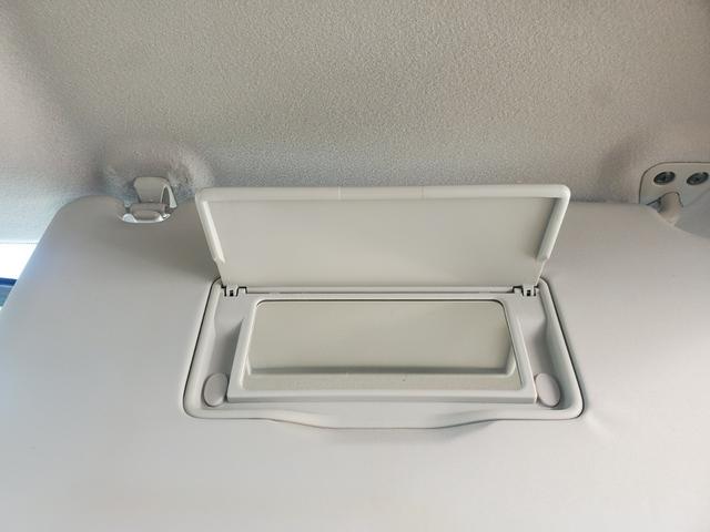 キューブ コダワリセレクション　禁煙車ＳＤナビＣＤ／ＳＤ／ＡＵＸ／ＵＳＢ地デジＢカメラ合皮席ＥＣＯモードｉＳｔｏｐスマートキー革巻ステア（15枚目）