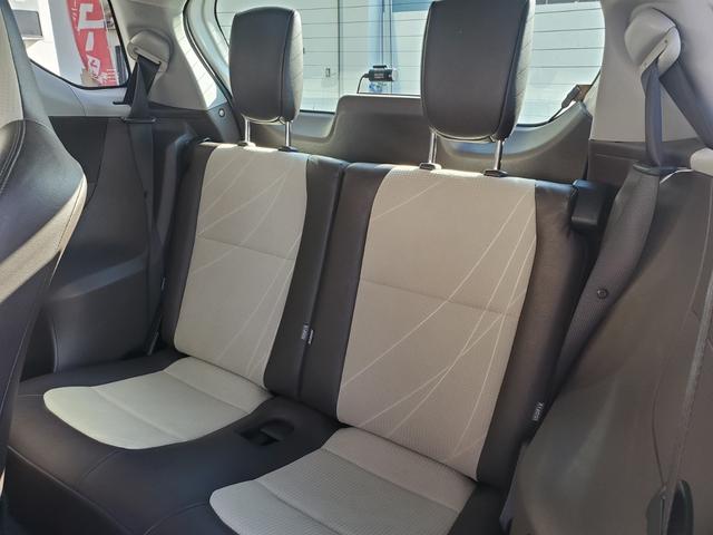 iQ 100G レザーパッケージ 禁煙車メモリーナビDVD/SD/USB地デジ音楽録音スマートキー革巻ステア前後ドラレコECOモード純正15AW(20枚目)