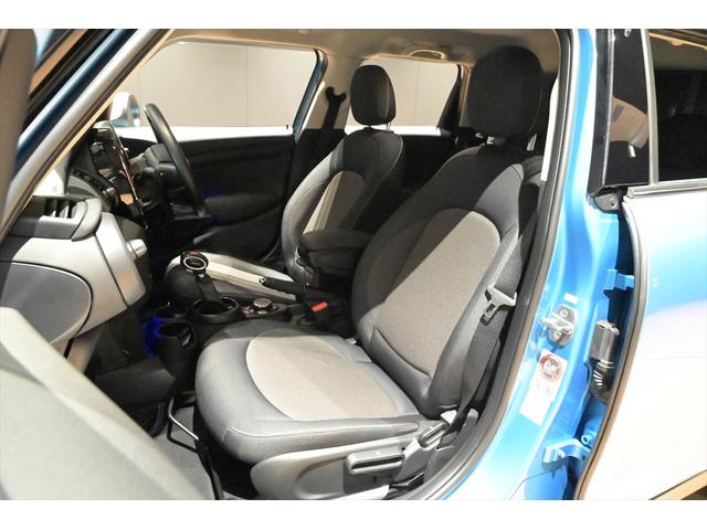 クーパーD ユーザー買取車・ナビゲーションPKG・アイドリングストップ・バックカメラ・ドラレコ・HUD・純正17インチ(19枚目)