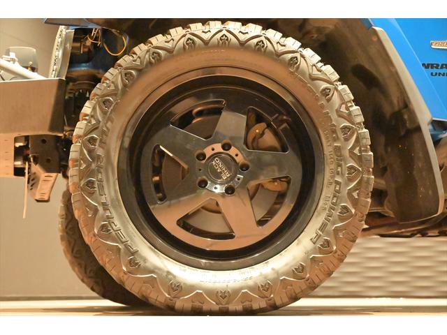 4WD/Sunroof/CD/AW/No-accidents