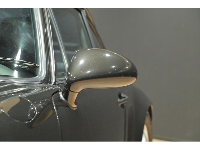 ９１１ ９１１　正規Ｄ車（ミツワ）／純正５速ＭＴ／Ｈ＆Ｒダウンサス／純正１７インチＡＷ／新品テールライト／整備記録簿／スペアキー／ＥＴＣ（26枚目）