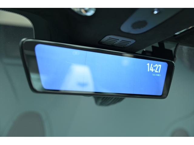 Ｖ１２ヴァンテージ 　ロードスター　限定２４９台　ライトウェイトパッケージ　法人１オーナー　カーボンインテリア　グリーンレザーインテリア　ライムカラーピンストライプ　デジタルインナーミラー　ＥＴＣ２．０（40枚目）