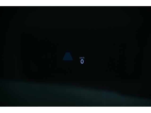 ゴルフＲ ベースグレード　ワンオーナー／ＤＣＣパッケージ／ＯＰ１９インチＡＷ／ＨＵＤ／ＩＱライト／ワイヤレスチャージ／スポーツシート／前後ドラレコ（5枚目）